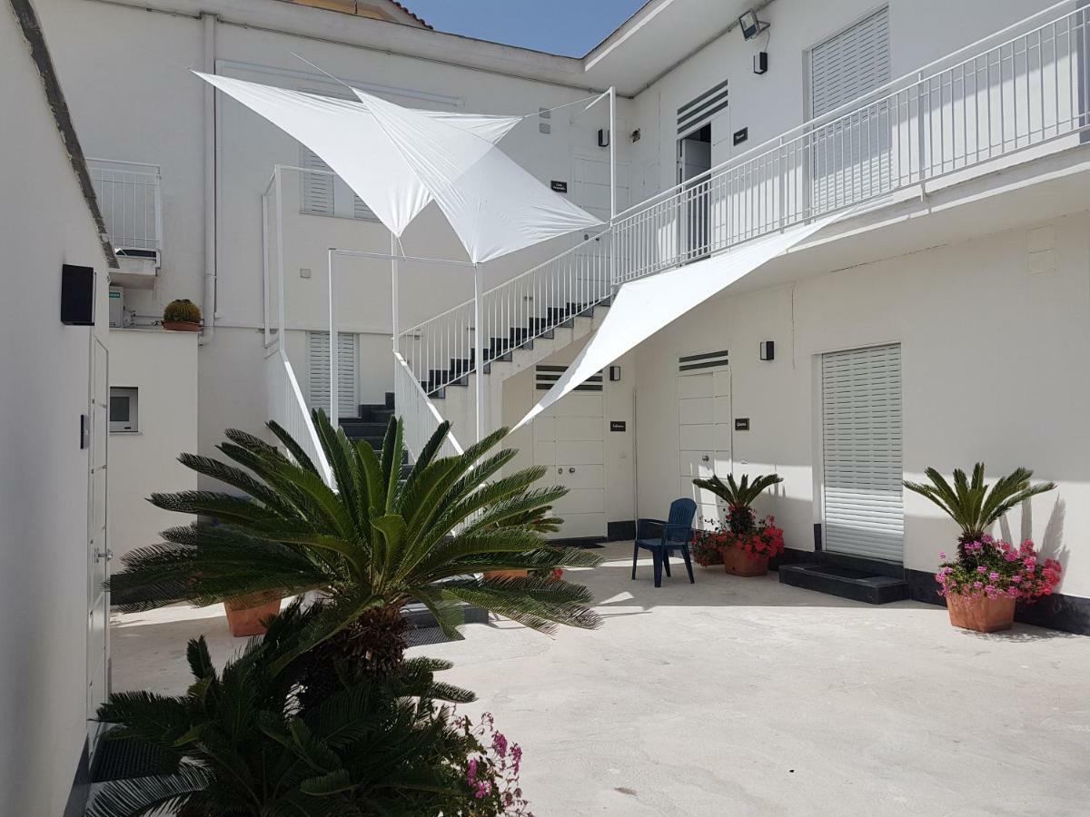 B&B Vincenzo Torre del Greco Eksteriør billede