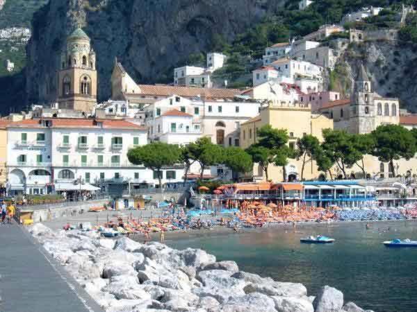 B&B Vincenzo Torre del Greco Eksteriør billede